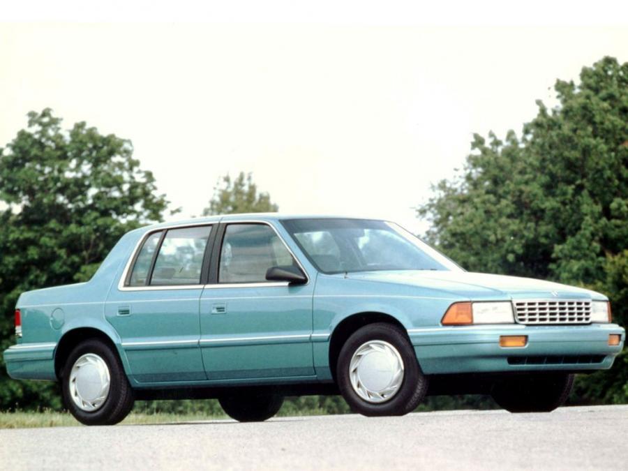  Plymouth Acclaim 1993 года  (фото 2 из 3)
